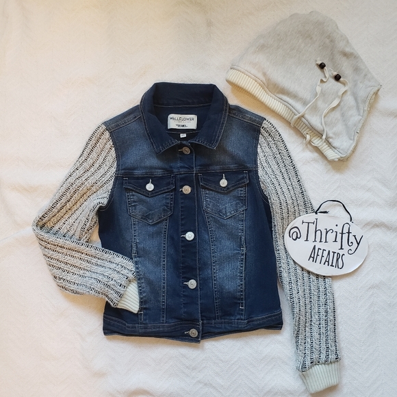 WALLFLOWER Dreamer Hoodie Denim Jean Jacket Sweater, Jr Girl Small - Picture 1 of 8